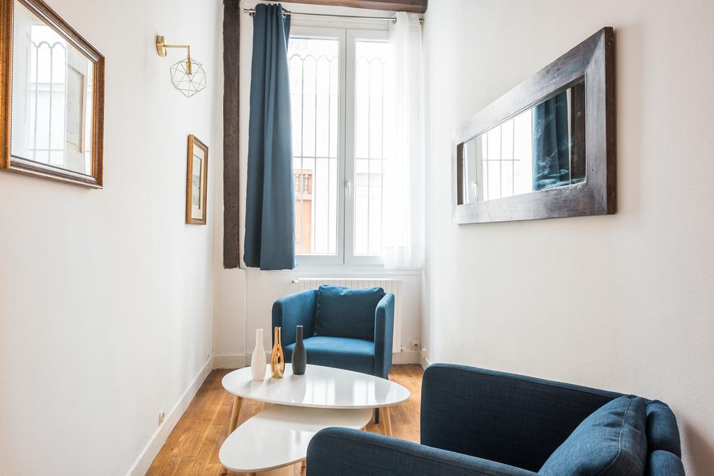 Studio Ile Saint-louis Parigi